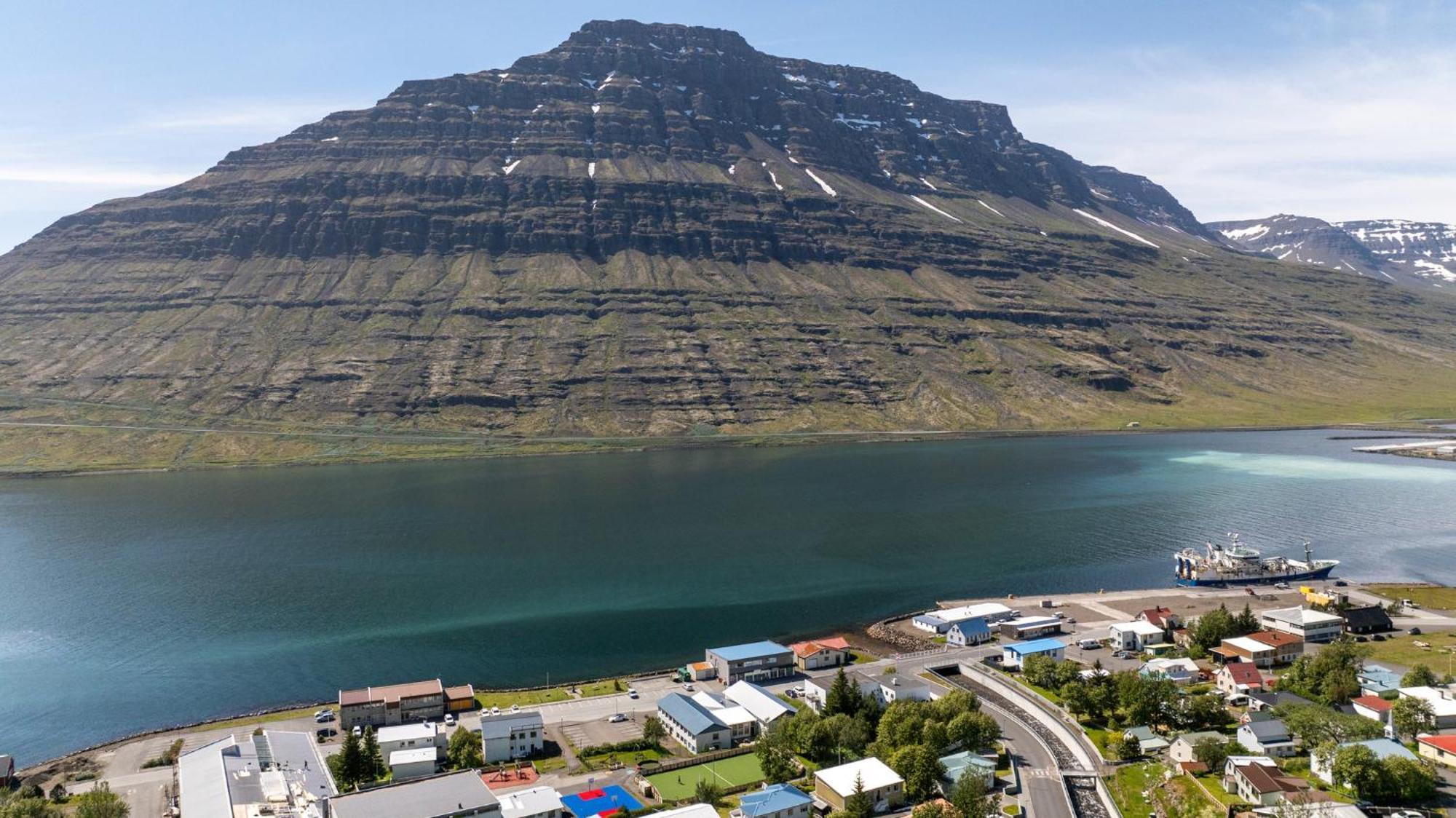 Hotel Eskifjoerthur Eksteriør billede