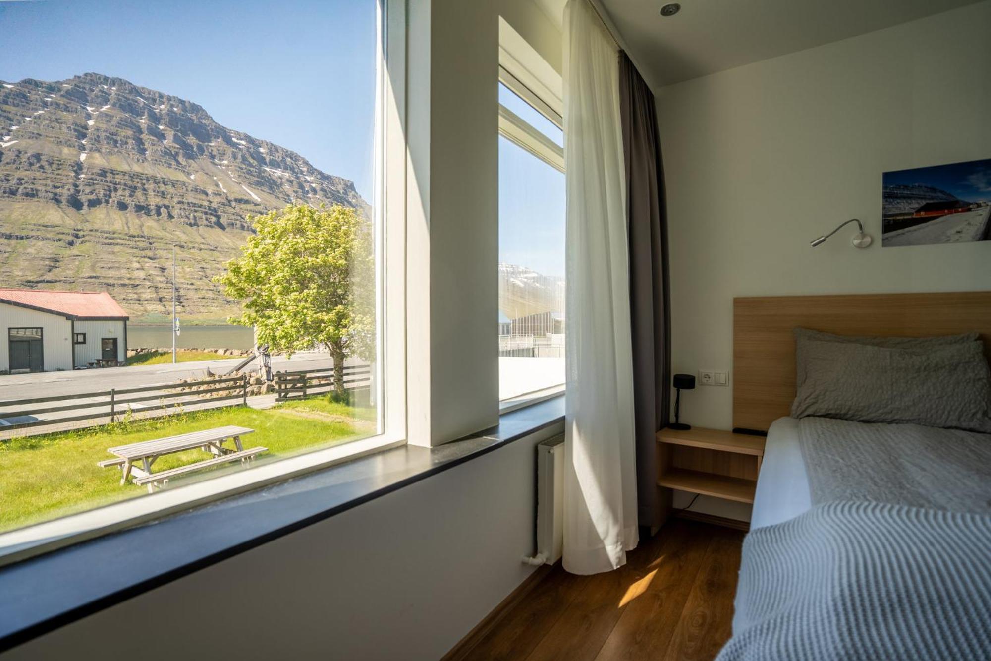 Hotel Eskifjoerthur Eksteriør billede